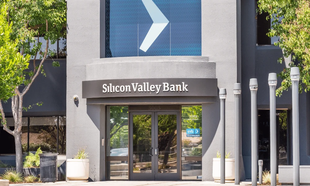The Silicon Valley Bank Collapse Updates | Team Hewins